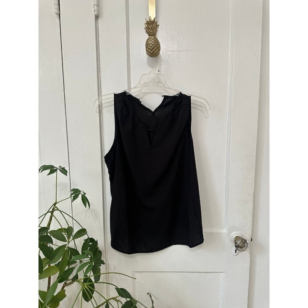 SHEIN women’s size large black sleeveless blouse